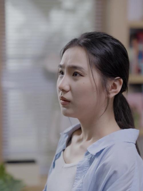 我的美女房客真实经历:都市合租生活的温暖与成长故事分享 我的美女房客真实经历:都市合租生活的温暖与成长故事分享