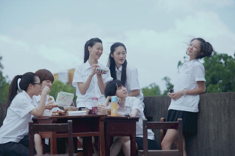 17岁完整版在线观看免费？青少年如何安全获取正版影视资源？