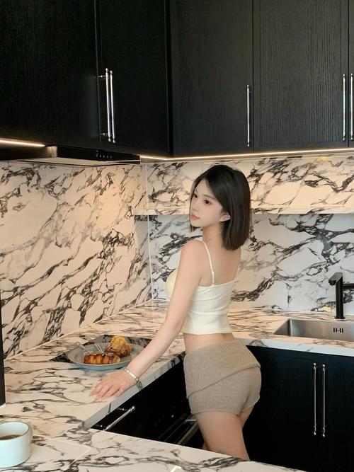 荔枝草莓丝瓜绿巨人：四大应用对比，哪款更适合你的手机？