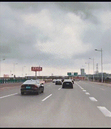 难道真的如此柔软Q弹，令人难以抗拒吗？_动态图片_还是那黑色丝袜更具吸引力呀？