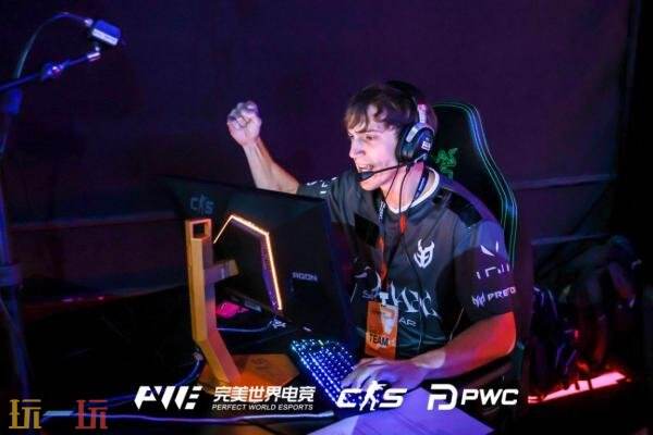 CSGO PWC赛事在上海圆满落幕,本站AX凭借顽强表现在决赛中险胜3DMAX,荣耀夺冠!
CSGO PWC赛事在上海圆满落幕,本站AX凭借顽强表现在决赛中险胜3DMAX,荣耀夺冠!