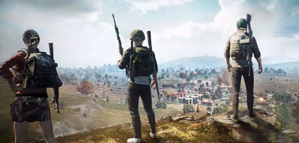 关于《和平精英》第十赛季皮肤的最新爆料信息，下面为大家详细介绍一些模型展示和设计风格。 
