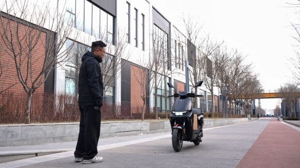 九号自平衡技术完成了2.0版本的迭代升级：通过系统性创新，积极探索未来两轮出行的新可能性