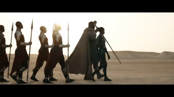 最新发布！《复仇者联盟5》第四个预告片正式亮相，神奇四侠首次登场亮相！