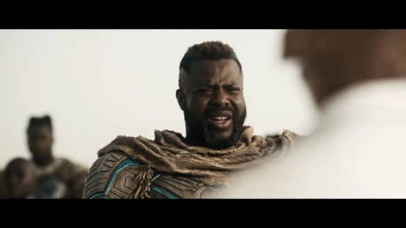 最新发布！《复仇者联盟5》第四个预告片正式亮相，神奇四侠首次登场亮相！