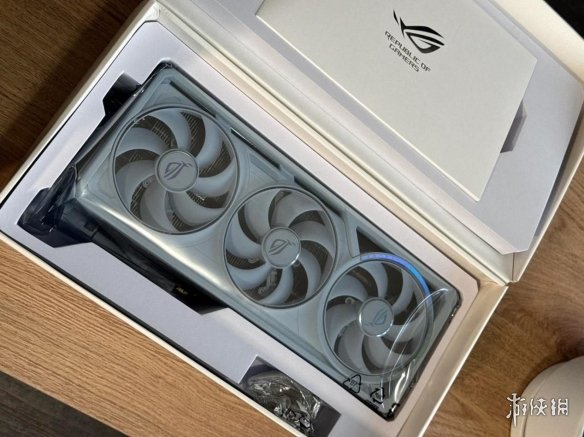 大获全胜！价值万元的RTX 5080显卡即使订单被取消，仍然成功送达——客服直言“这是送你的”