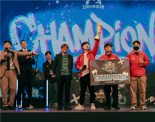 《街头篮球》UNKNOWN首次创造历史，勇夺IMA国际大师赛的总冠冠军