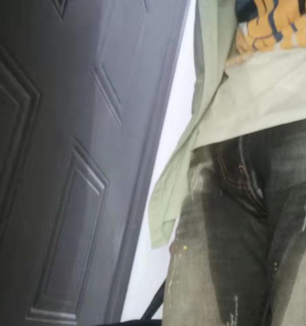 linodeiphone欧美尿裤子