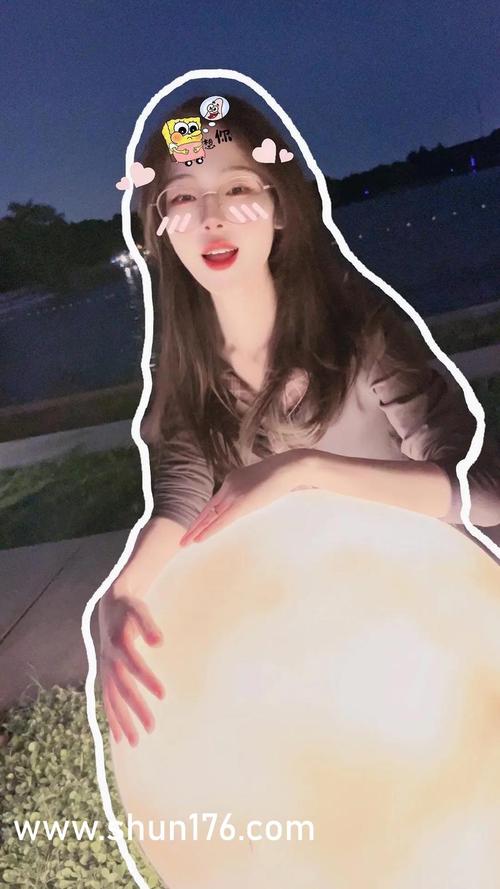 18岁女RAPPERDISSSUBS欢迎您 - 老狼