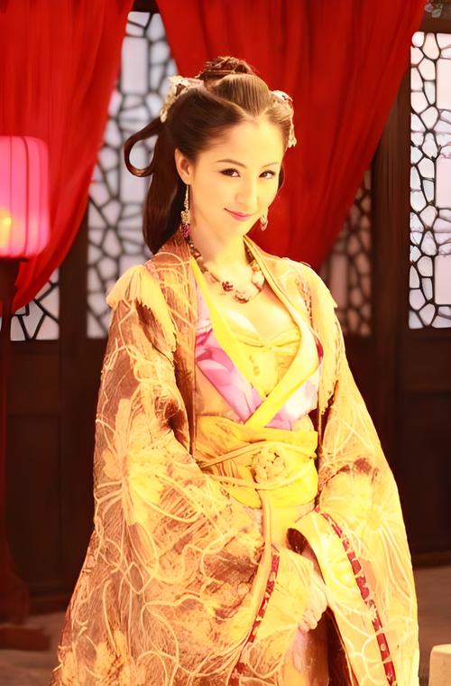 菠萝美人下载看片