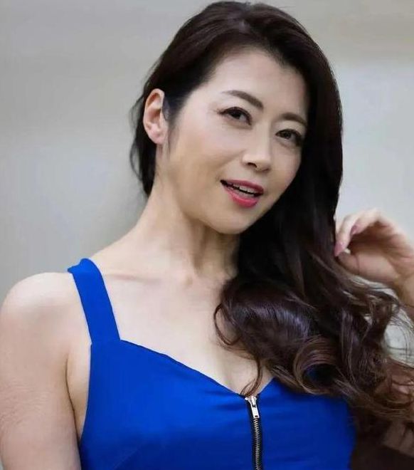 亚洲第一年成网站日本熟妇在线视频 