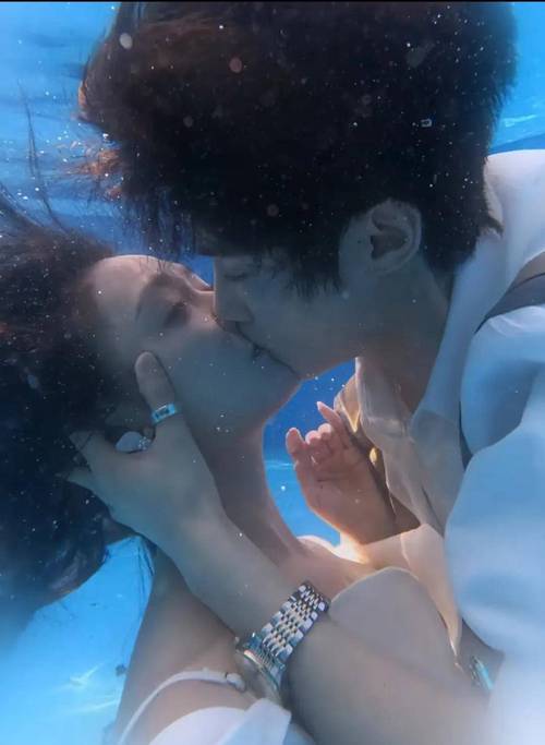 欲情火箭筒H漫在线播放