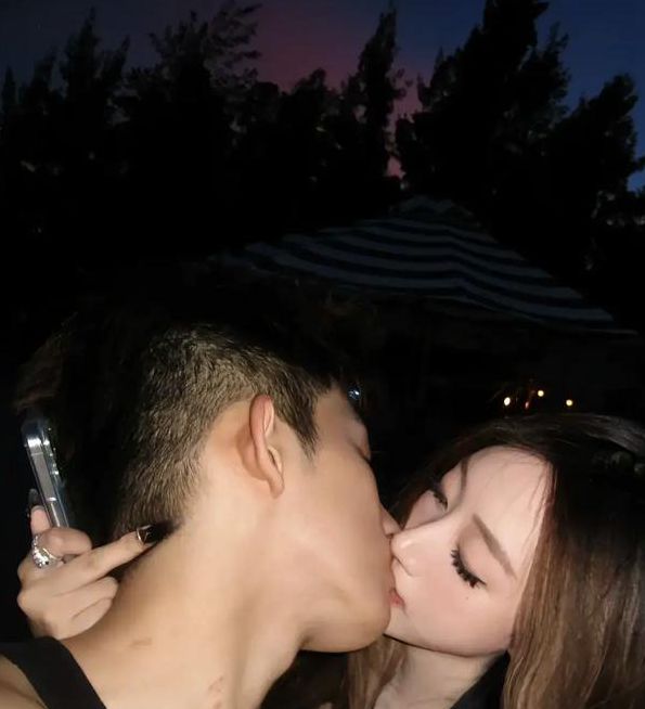 国产情侣真实露脸在线