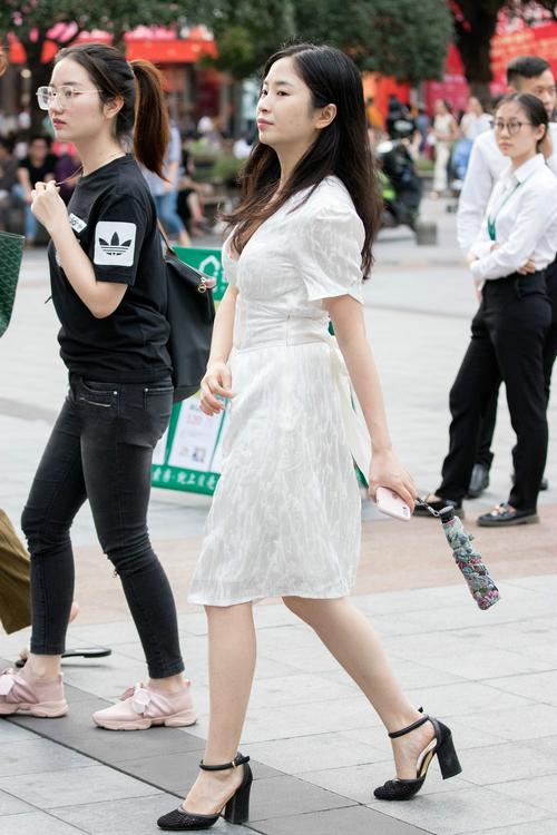 近距离抄底无内裤在线观看