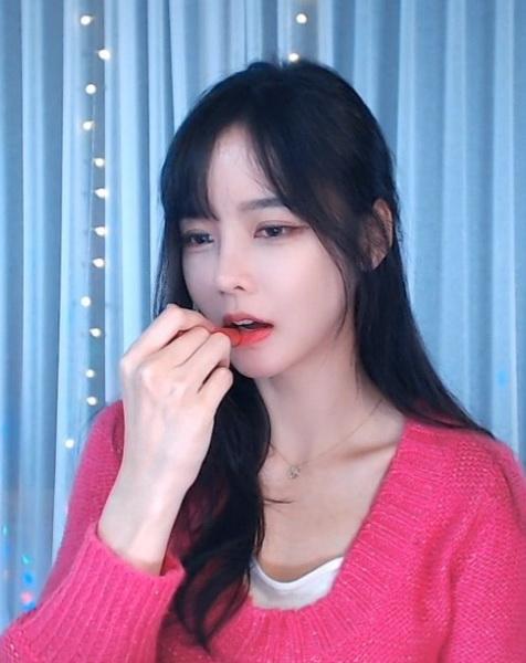 花季传媒app黄版下载安装