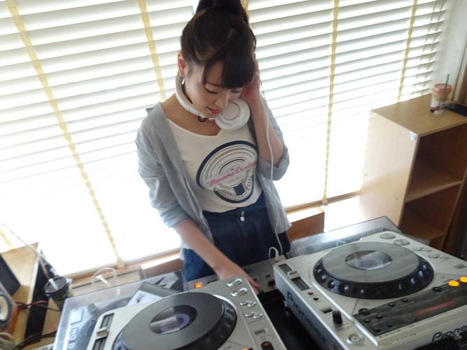 滨崎真绪深喉吐在线观看