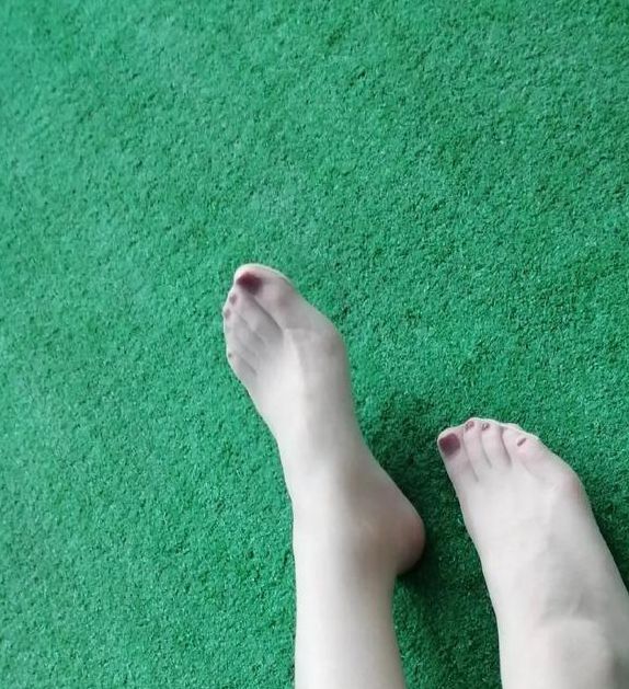 国产很爽的超薄丝袜脚交视频