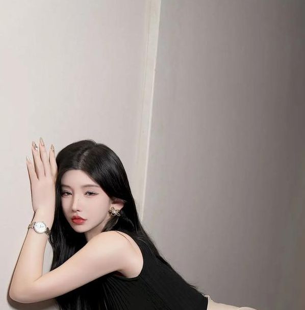 极品骨感美女高潮不断