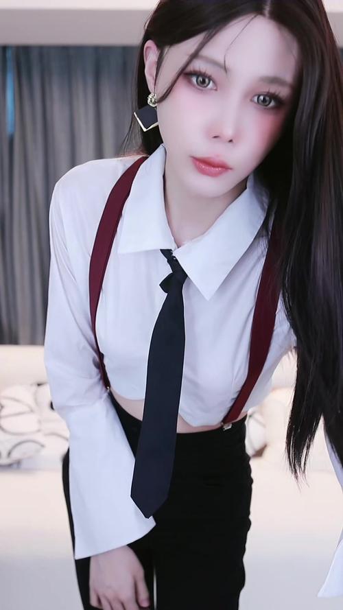 宅男蕾丝石榴宝视频