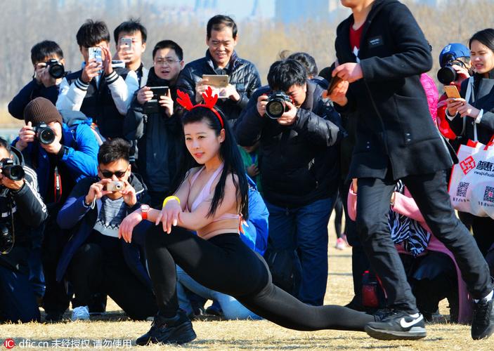 美女光溜溜的免费视频