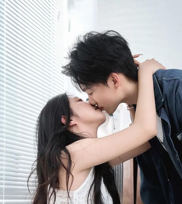 高清情侣国语自产拍