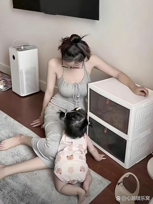 宝宝我们换个姿势撞一撞视频