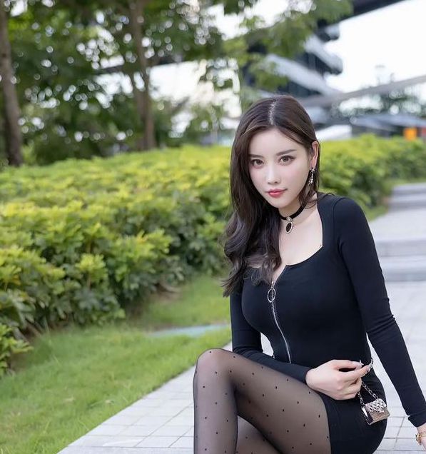 国产极品OL丝袜高跟在线观看