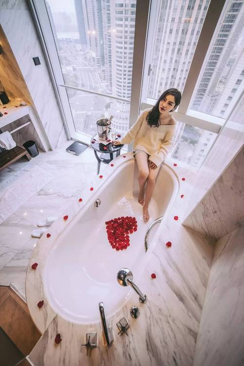 风间由美AV毛片免费观看